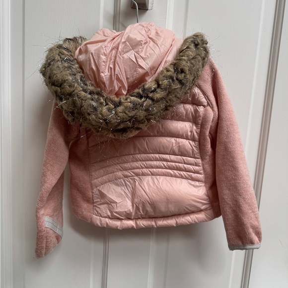Michael Kors 3T Girls Blush Puffer Jacket with Faux Fur Hood - Picture 8 of 11